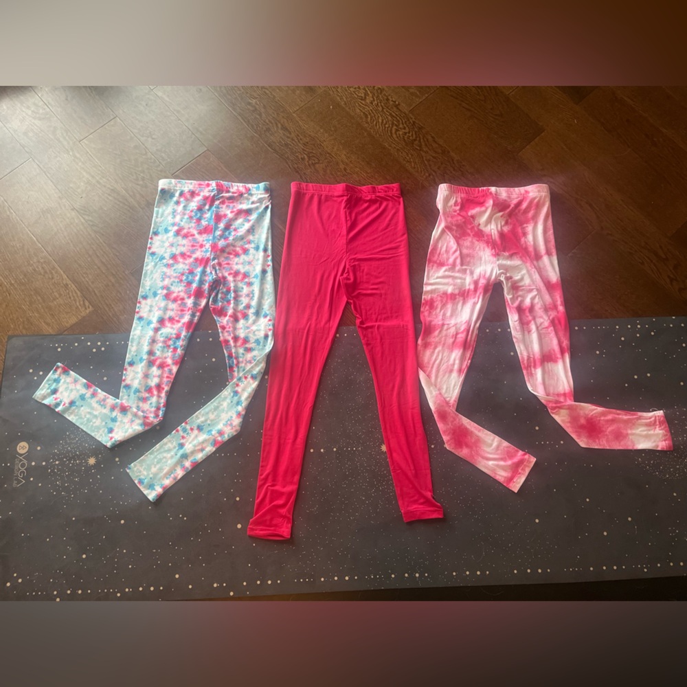 Tie dye yoga pants set of three size small
